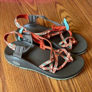 Chaco Zvolv X2 Women's‎ 8 Orange Blue Strappy Athletic Hiking Waterproof Sandal